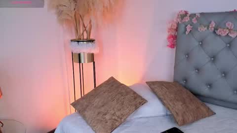 Dalyla online show from 01/18/26, 01:04