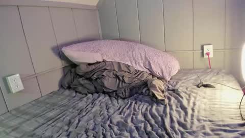 Snapshot of damadevotchka chatting on 09/27/25, 03:44 damadevotchka online show from 09/27/25, 03:44