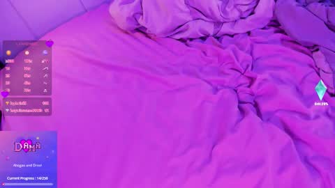 Snapshot of damadevotchka chatting on 11/15/25, 01:25 damadevotchka online show from 11/15/25, 01:25