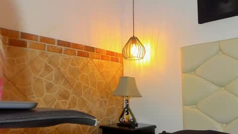         online show from 02/04/25, 06:46