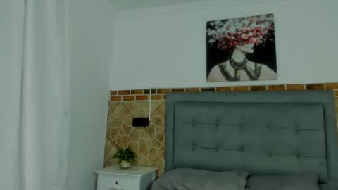         online show from 02/08/25, 03:52