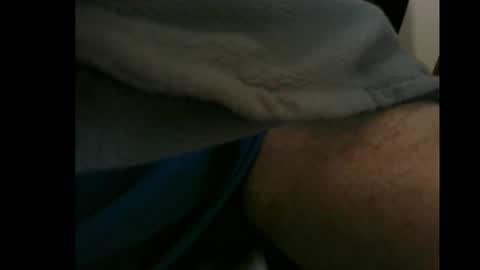 Snapshot of damdam44 chatting on 11/08/25, 01:55 damdam44 online show from 11/08/25, 01:55