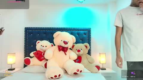 DAMIAN AND ROXANNE.  online show from 10/19/25, 12:28