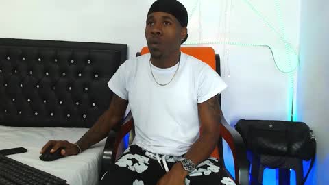 damian_hart_24cm online show from 10/23/25, 10:41