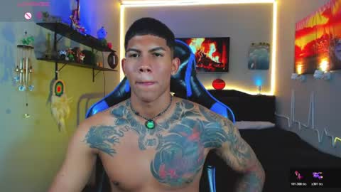 Snapshot of damian_latinxxx chatting on 06/22/26, 03:25 Damian online show from 06/22/26, 03:25