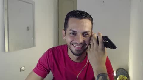 Snapshot of damian_muscle chatting on 10/12/25, 04:50 Damian online show from 10/12/25, 04:50