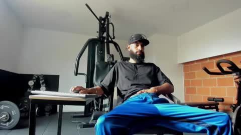 damian_shakur online show from 11/22/25, 12:26