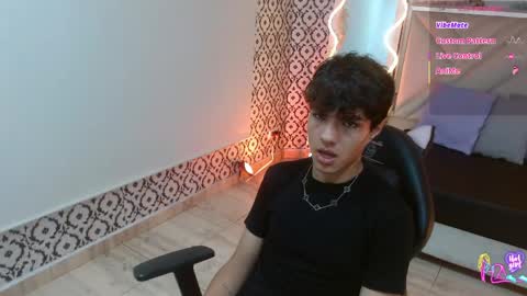 damian_tay online show from 04/24/26, 11:34