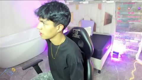 damian_tay online show from 05/17/26, 11:39