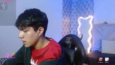 damian_tay1 online show from 06/24/26, 11:42