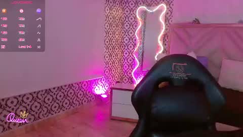 damian_tay1 online show from 06/27/26, 11:37