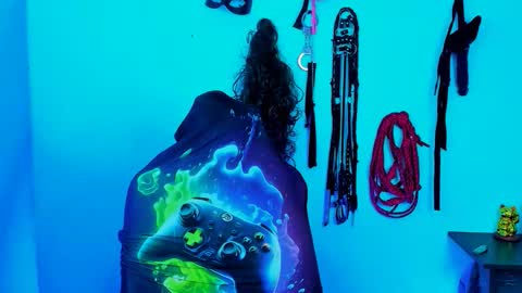 Damian torner online show from 11/18/25, 07:13