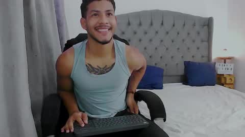 instagram damiannreed. online show from 11/27/25, 12:13