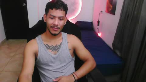 Snapshot of damiann_rees chatting on 04/08/26, 12:49 instagram damiannreed. online show from 04/08/26, 12:49