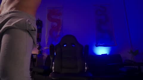 insta damn8   --------  online show from 01/10/25, 10:57