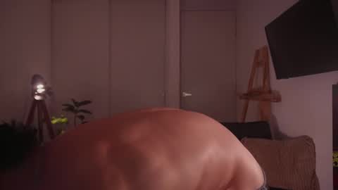 insta damn8   --------  online show from 11/27/25, 12:35