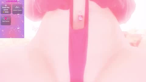 Snapshot of dammmtry chatting on 02/12/26, 12:44 Sophie online show from 02/12/26, 12:44