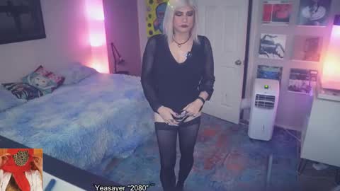 Snapshot of damngina39 chatting on 11/23/25, 06:24 damngina39 online show from 11/23/25, 06:24