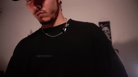 Snapshot of damnnoir chatting on 04/18/26, 11:38 insta damn8 --- ----- online show from 04/18/26, 11:38