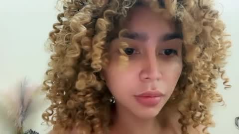 Snapshot of damnperfectxx chatting on 02/21/26, 02:23 damnperfectxx online show from 02/21/26, 02:23