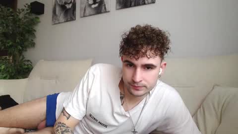 Snapshot of damon_522145 chatting on 01/23/25, 05:24 Alex online show from 01/23/25, 05:24