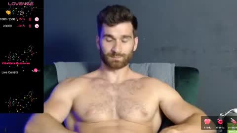 Snapshot of damonking01 chatting on 07/11/26, 11:35 Discount ONLYFANS - online show from 07/11/26, 11:35