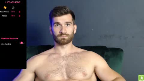Snapshot of damonking01 chatting on 07/12/26, 10:39 Discount ONLYFANS - online show from 07/12/26, 10:39