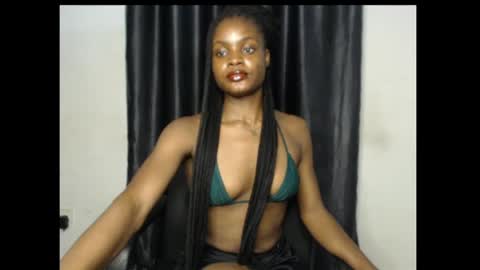 leah online show from 03/02/26, 06:48