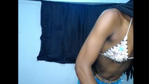 leah online show from 03/13/26, 06:25