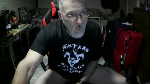 Snapshot of dan137111 chatting on 04/29/26, 11:25 dan137111 online show from 04/29/26, 11:25