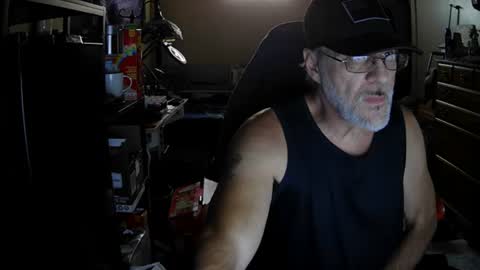 dan137111 online show from 08/01/26, 05:01