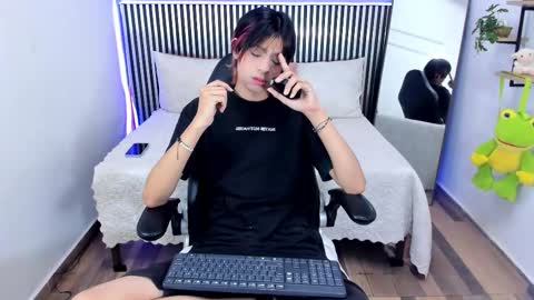 D A N online show from 09/15/25, 01:44