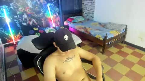Snapshot of dan_cristancho chatting on 10/16/25, 01:56 dan cristancho online show from 10/16/25, 01:56