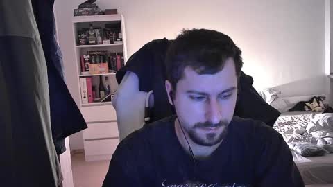 Snapshot of dan_the_man405 chatting on 12/28/24, 08:47 King Dan online show from 12/28/24, 08:47