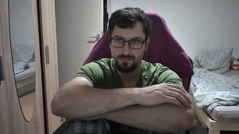 Snapshot of dan_the_man405 chatting on 09/27/25, 06:46 King Dan online show from 09/27/25, 06:46