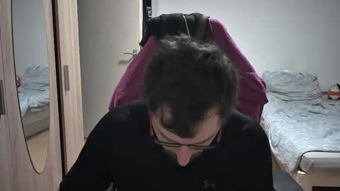 Snapshot of dan_the_man405 chatting on 09/28/25, 06:35 King Dan online show from 09/28/25, 06:35