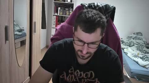 Snapshot of dan_the_man405 chatting on 11/06/25, 08:54 King Dan online show from 11/06/25, 08:54