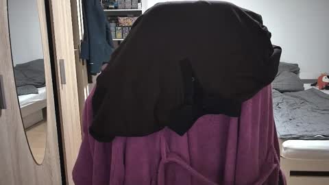 Snapshot of dan_the_man405 chatting on 12/05/25, 07:54 King Dan online show from 12/05/25, 07:54