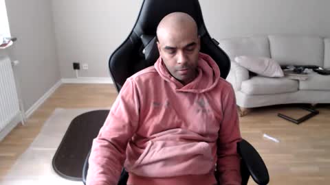 Snapshot of dan_the_man43 chatting on 03/07/26, 12:35 dan_the_man43 online show from 03/07/26, 12:35