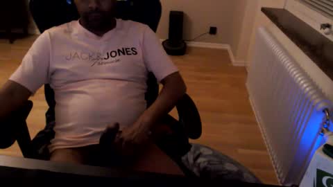 Snapshot of dan_the_man43 chatting on 05/24/26, 10:59 dan_the_man43 online show from 05/24/26, 10:59