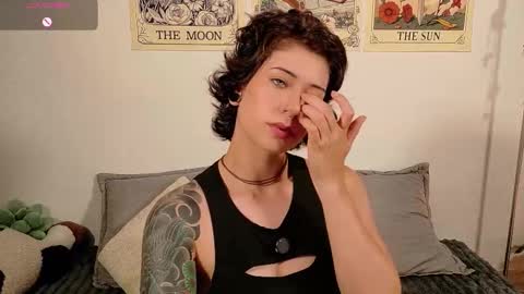 Bluemoon online show from 11/27/25, 02:13