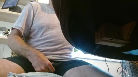 Snapshot of dan_va chatting on 02/08/26, 04:10 Dan online show from 02/08/26, 04:10