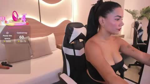 D A N A  online show from 06/24/26, 07:13