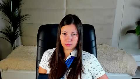 Dana Dom online show from 11/08/25, 12:55