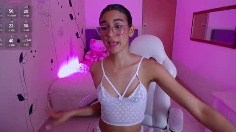 Snapshot of dana_paula chatting on 01/23/25, 06:03 dana_paula online show from 01/23/25, 06:03