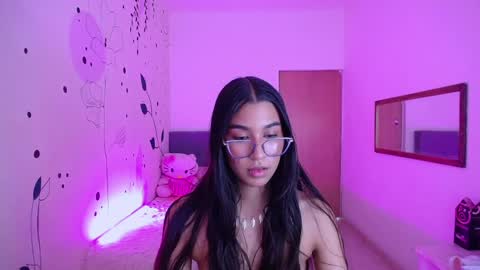 Snapshot of dana_paula chatting on 02/19/25, 03:49 dana_paula online show from 02/19/25, 03:49