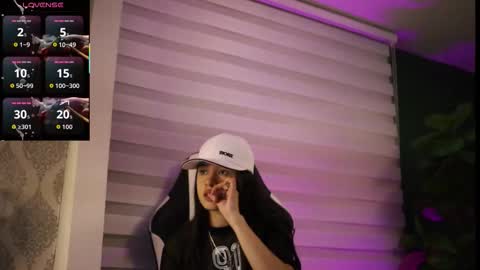 danaa_rouse online show from 11/13/25, 01:48