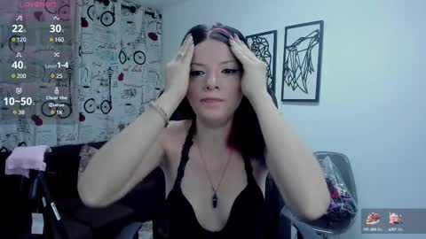 Snapshot of danaarey chatting on 03/03/25, 11:33 Danaa Rey online show from 03/03/25, 11:33