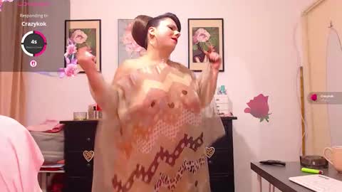 Snapshot of danahot4u chatting on 11/30/25, 08:13 dana online show from 11/30/25, 08:13