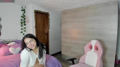 Snapshot of danay_01 chatting on 02/20/25, 02:29 danay_01 online show from 02/20/25, 02:29